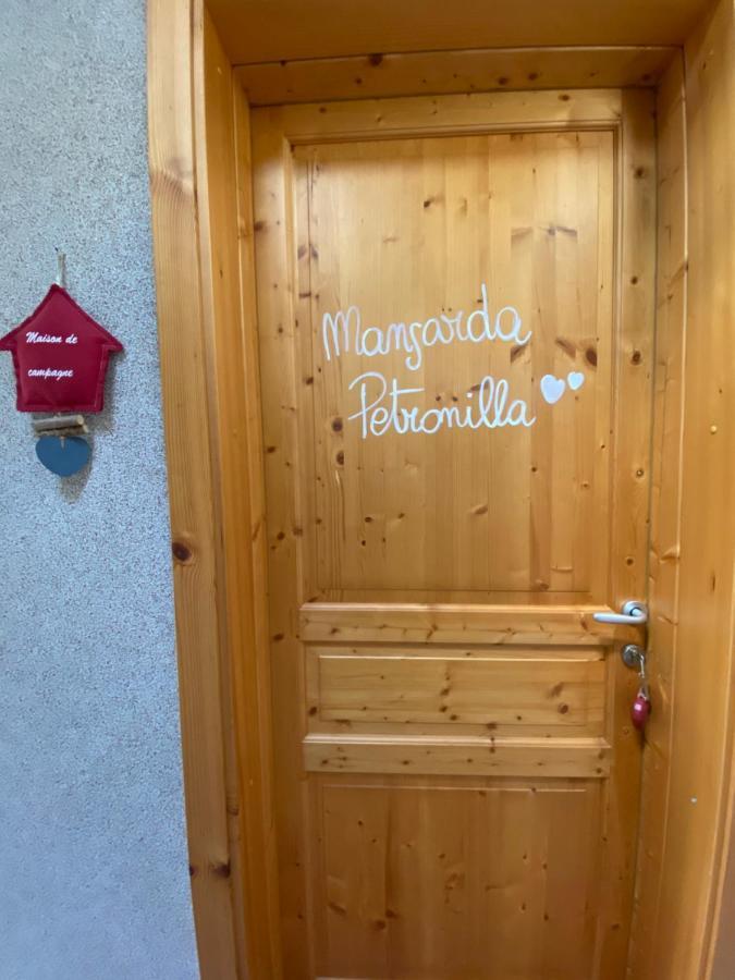 Mansarda Petronilla Διαμέρισμα Piazzatorre Εξωτερικό φωτογραφία