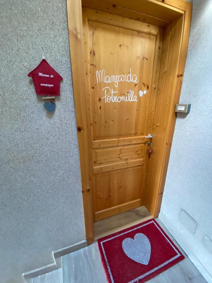 Mansarda Petronilla Διαμέρισμα Piazzatorre Εξωτερικό φωτογραφία